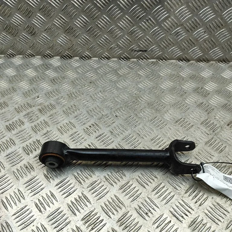 Aizmugurējā svira (dakša) TA702914050AB