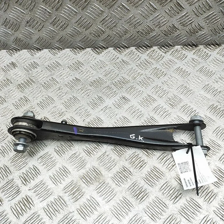 Aizmugurējā svira (dakša) 6878038