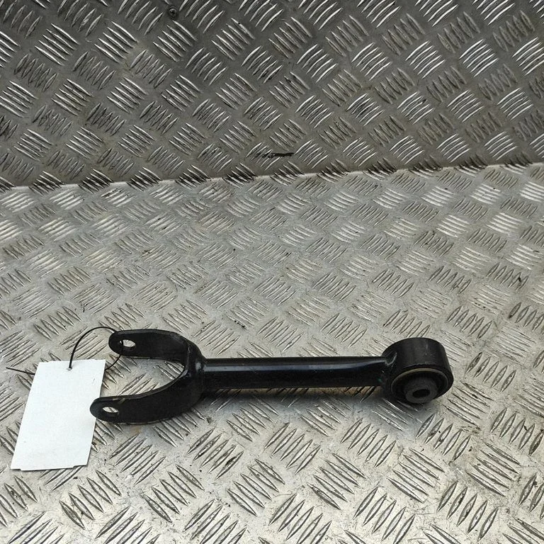 Aizmugurējā svira (dakša) TA702914040AB