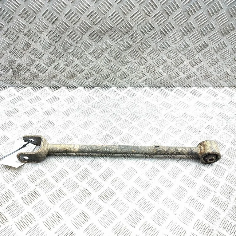 Rear upper control arm/wishbone SA3HJU2914010