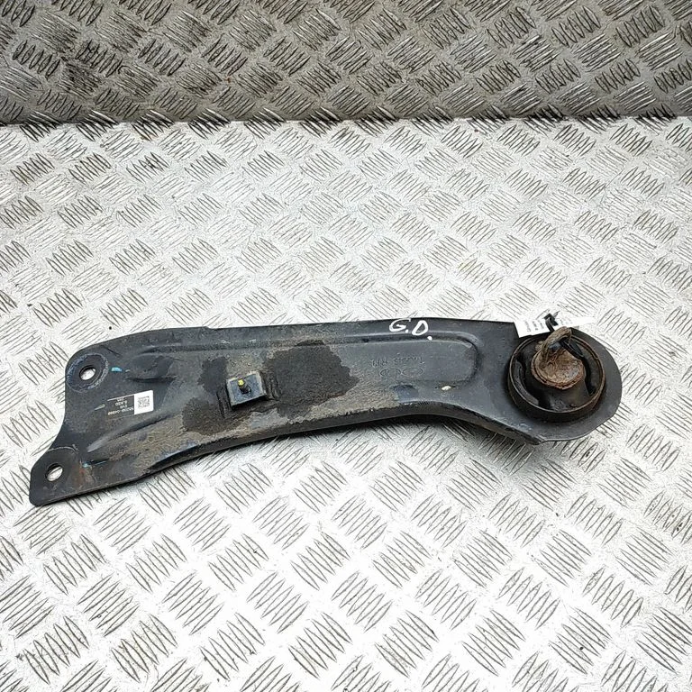 Rear upper control arm/wishbone – KIA Niro (2016-2022)