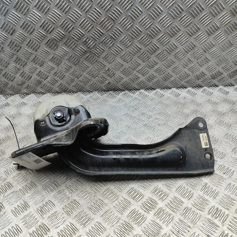 Aizmugurējā svira (dakša) 32329031