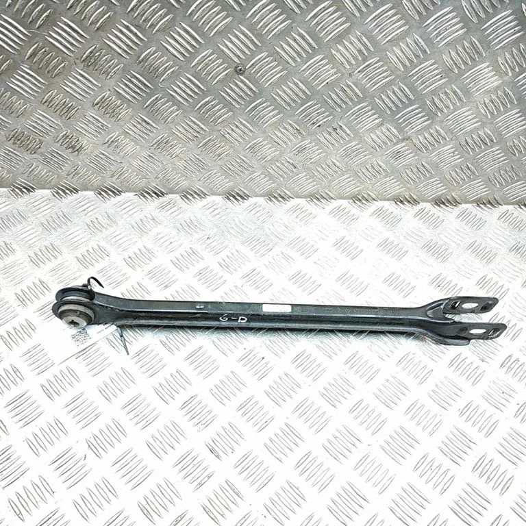 Aizmugurējā svira (dakša) A2233527200