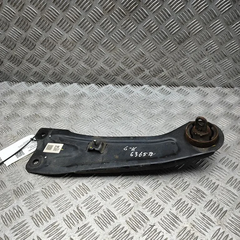 Tagumine ülemine õõtshoob 55270Q4000