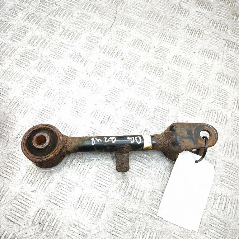 Wahacz tylny górny 4877030150