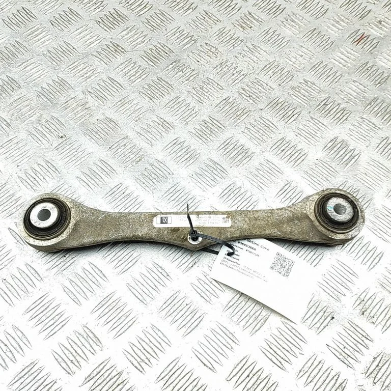 Tagumine ülemine õõtshoob 102742100C