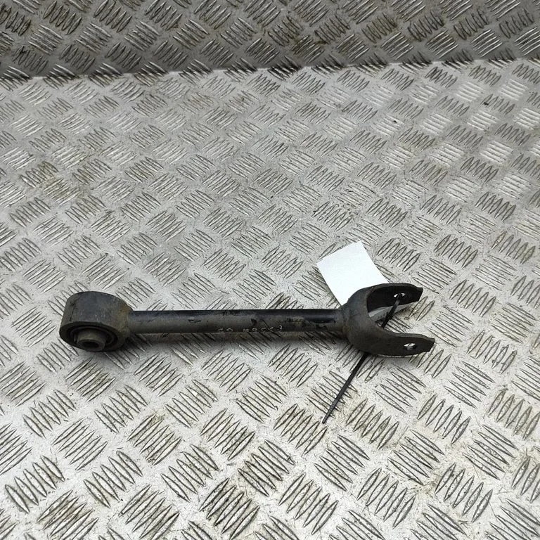 Rear upper control arm/wishbone 4871042060