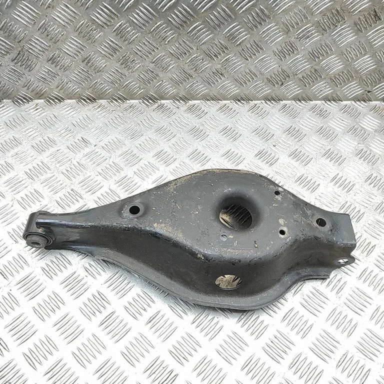 Rear upper control arm/wishbone 551B05MP0A