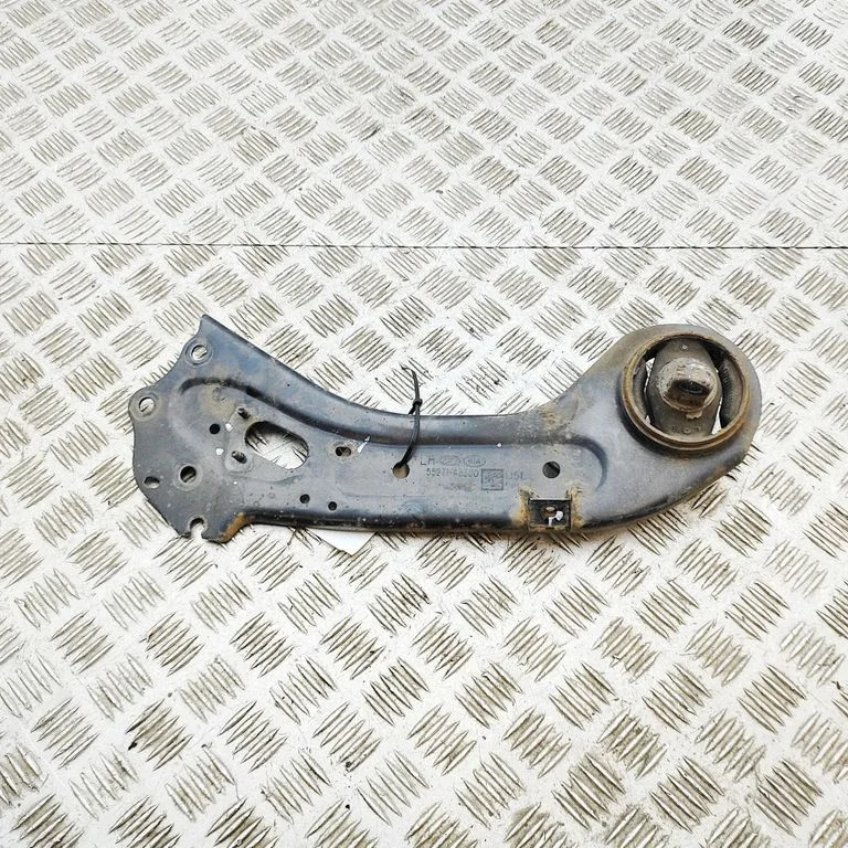 Aizmugurējā svira (dakša) 55271A8300
