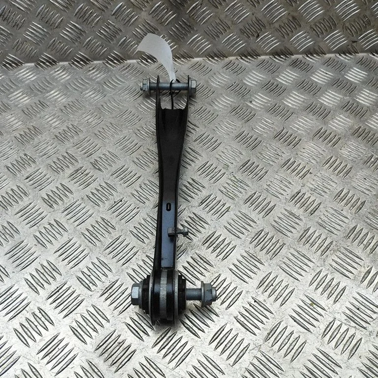 Aizmugurējā svira (dakša) 6878037