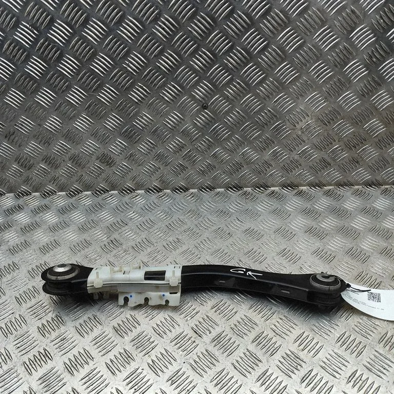 Aizmugurējā svira (dakša) 6878029