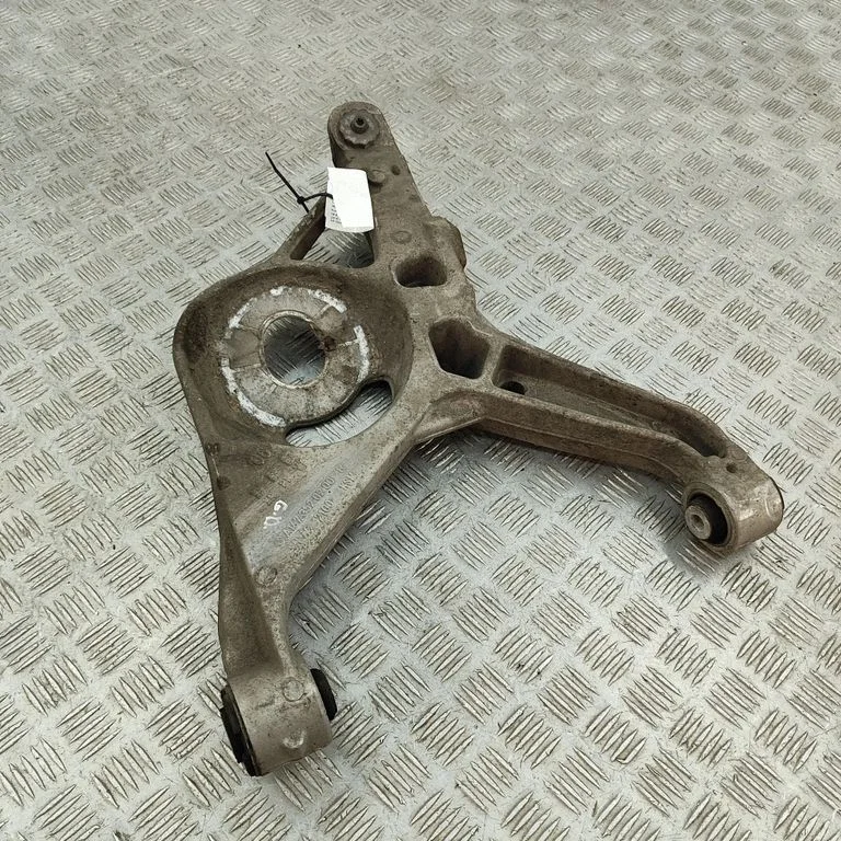 Tagumine ülemine õõtshoob A1673520200