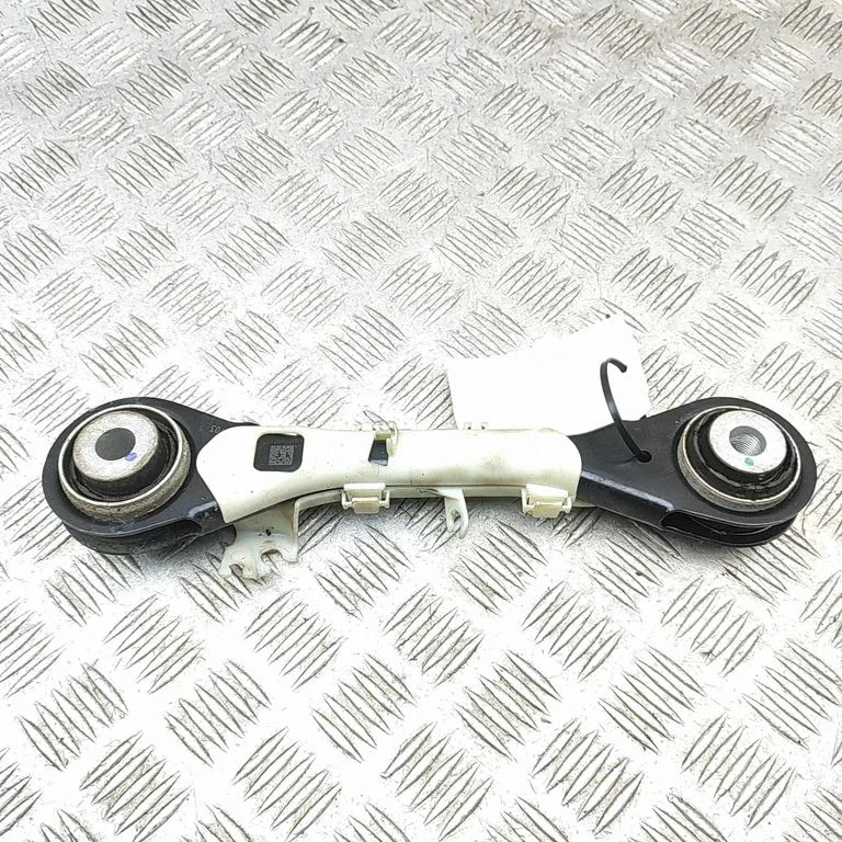 Rear upper control arm/wishbone 6892258