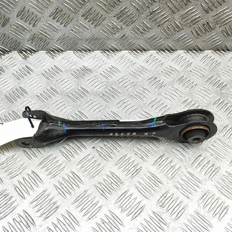 Rear upper control arm/wishbone 134442700B