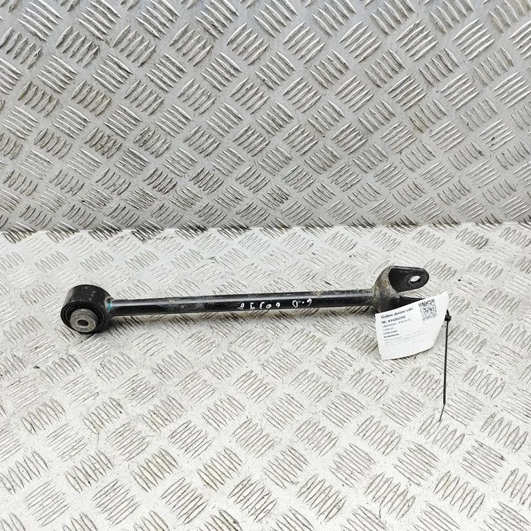 Tagumine ülemine õõtshoob 104444100F