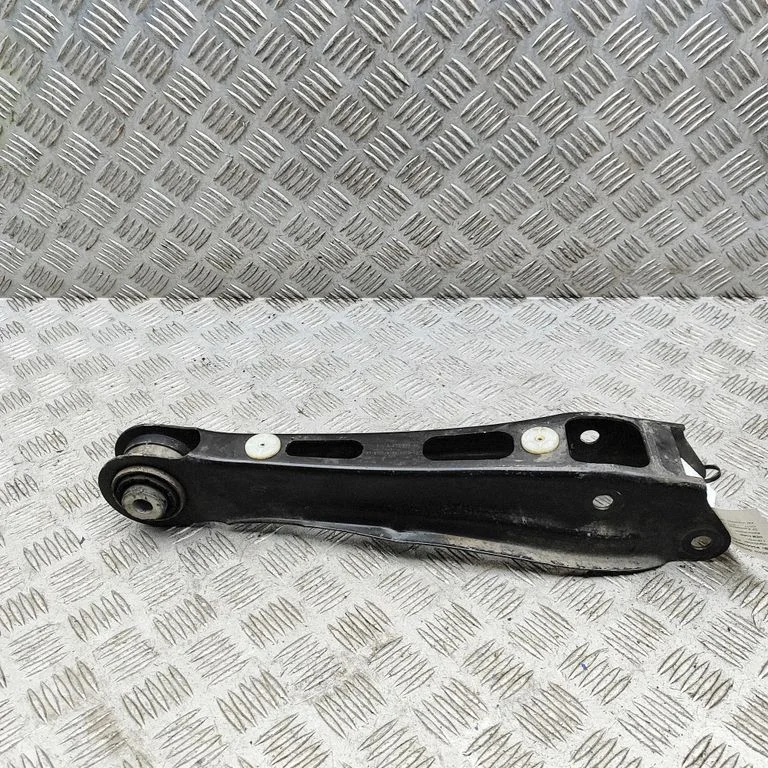 Aizmugurējā svira (dakša) 6871508