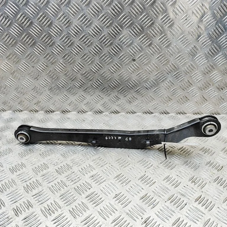 Rear upper control arm/wishbone 6895885