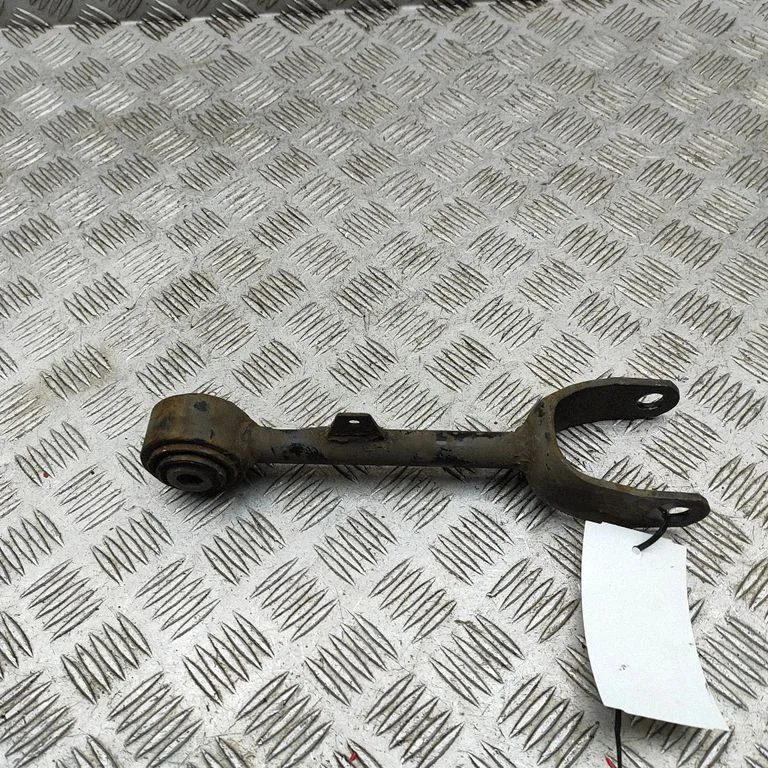 Rear upper control arm/wishbone – Tesla Model S (2012-)
