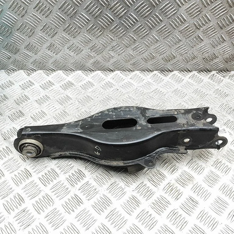 Rear upper control arm/wishbone 10890148