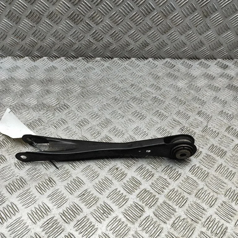 Rear upper control arm/wishbone 6878037