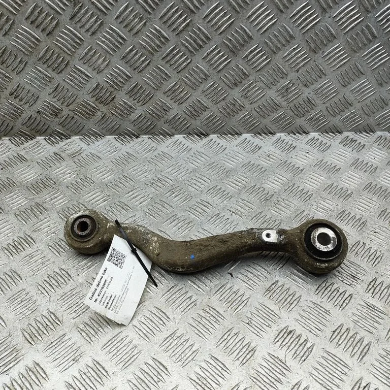 Tagumine ülemine õõtshoob 4879024070 – Lexus RC (2014-)