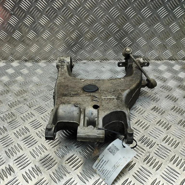 Rear upper control arm/wishbone 245703