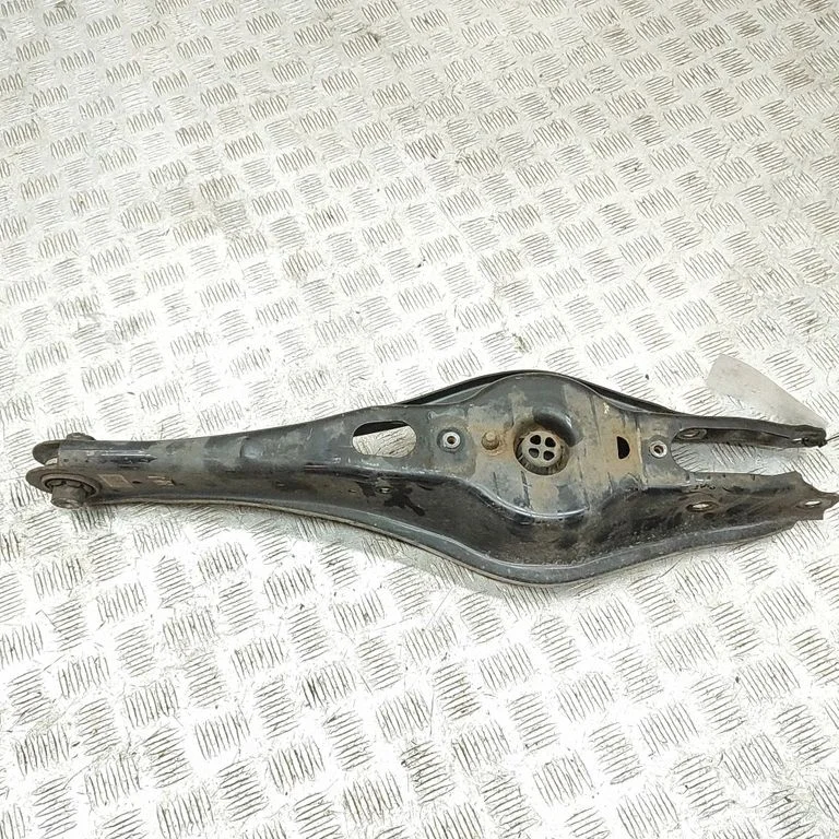 Aizmugurējā svira (dakša) 5QA505371D