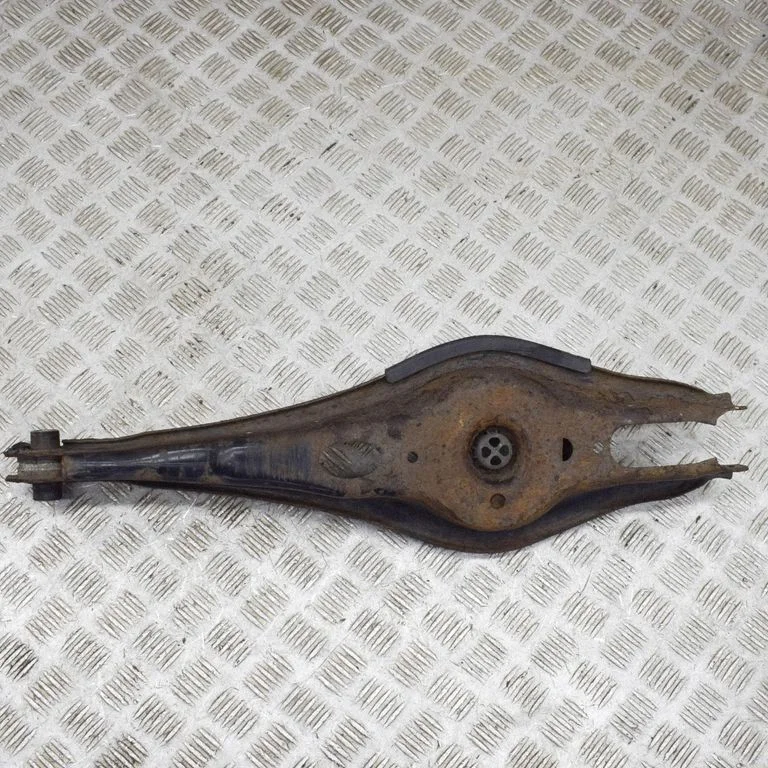 Rear upper control arm/wishbone 5Q0505311D