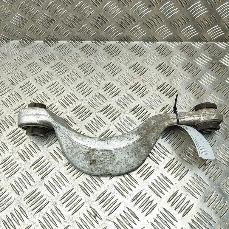 Wahacz tylny górny 6878021