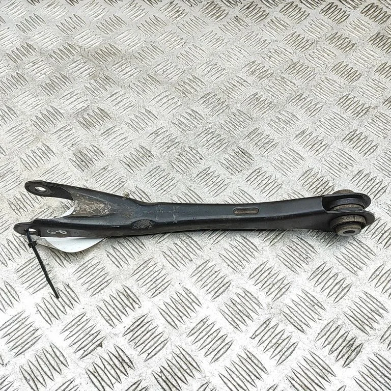 Rear upper control arm/wishbone – BMW 3 Series G20 G21 (2019-)
