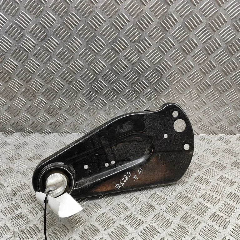 Rear upper control arm/wishbone 1N3501051AT