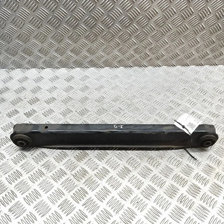 Tagumine ülemine õõtshoob 22868629 – Cadillac Escalade IV (2014-2020)