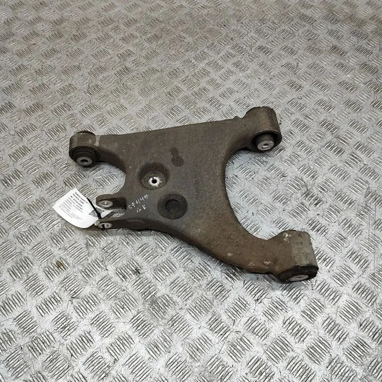 Rear upper control arm/wishbone 102141600A