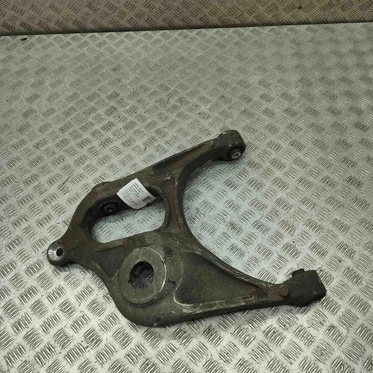 Aizmugurējā svira (dakša) K52124811AG
