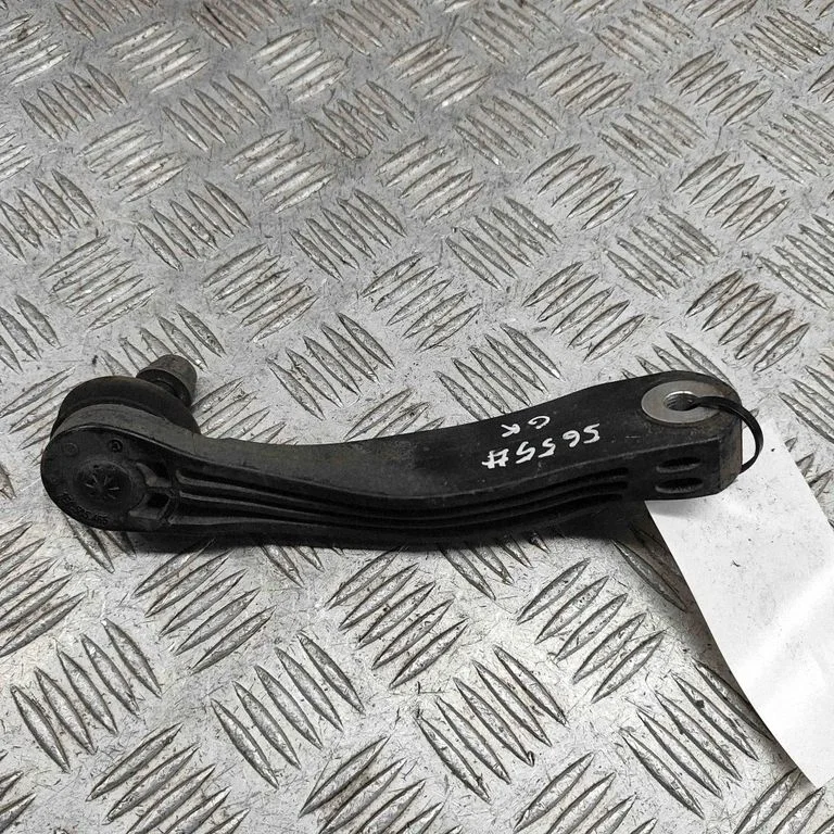Aizmugurējā svira (dakša) 1EA505465
