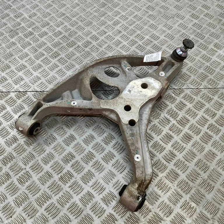 Aizmugurējā svira (dakša) A1673504700