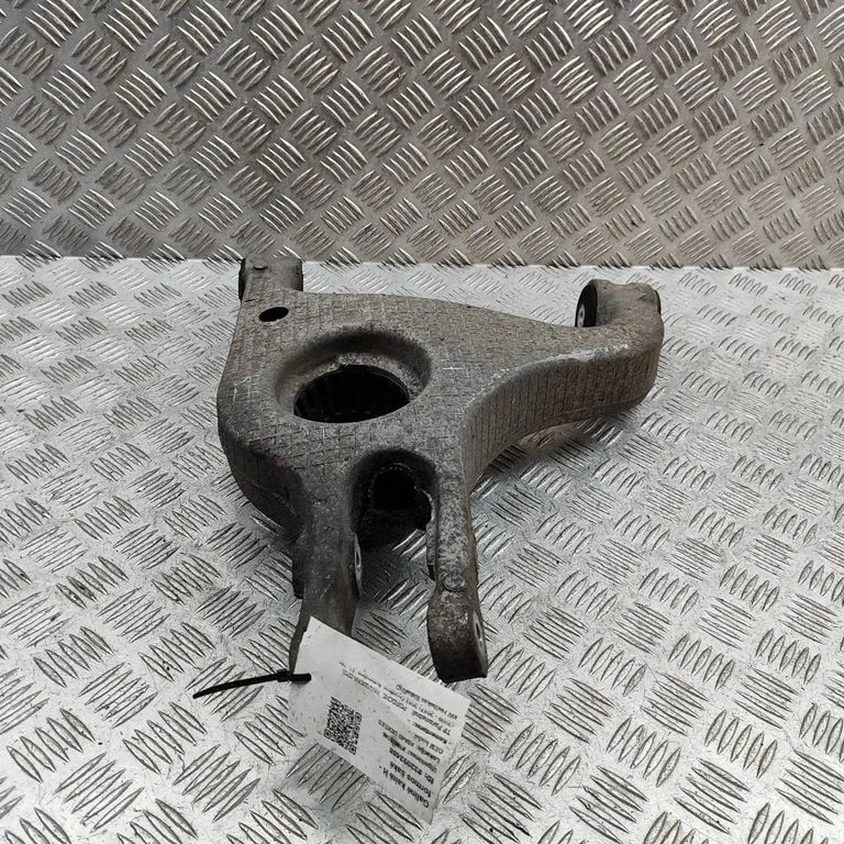Tagumine ülemine õõtshoob 97033104102