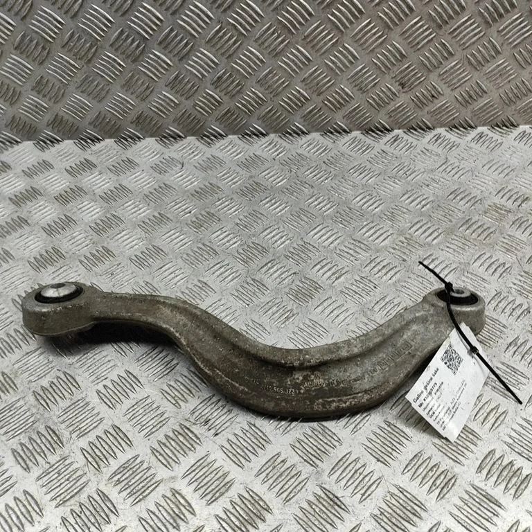 Aizmugurējā svira (dakša) 4M0505372