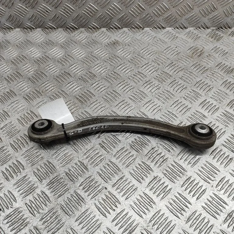 Tagumine ülemine õõtshoob A2053506203