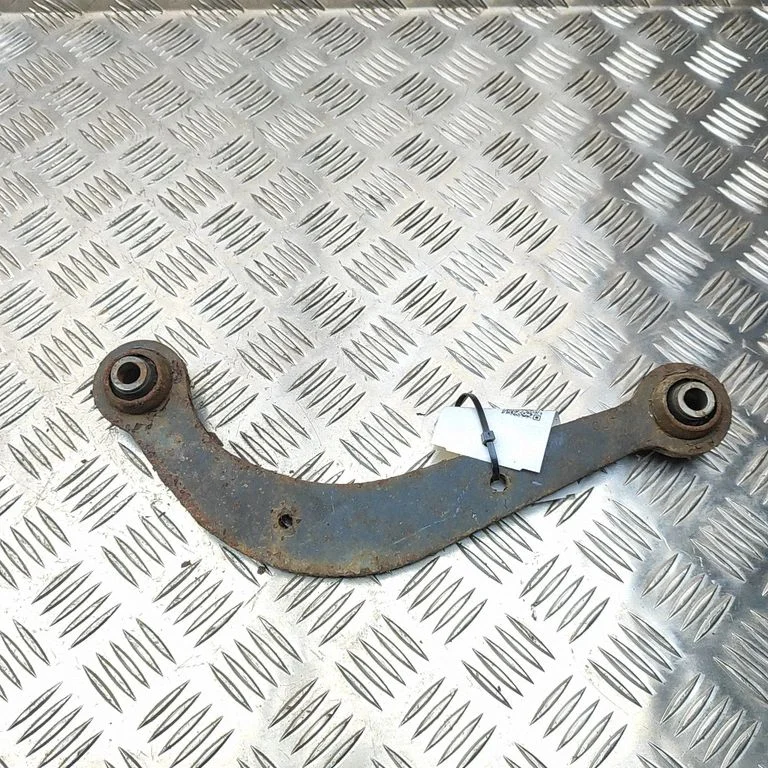Aizmugurējā svira (dakša) 4877020020
