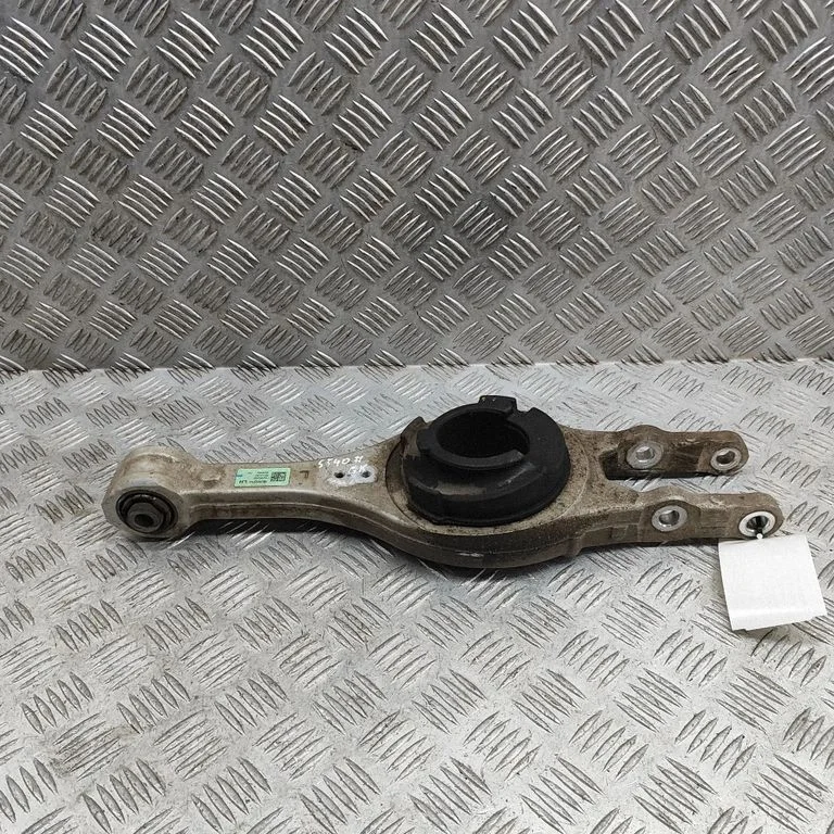 Rear upper control arm/wishbone 55210GI100