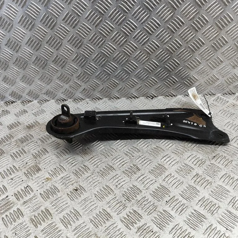 Aizmugurējā svira (dakša) 55270G4AA0