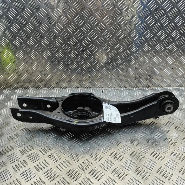 Tagumine ülemine õõtshoob 55210N9050