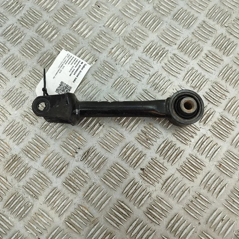 Rear upper control arm/wishbone TA702914040AB