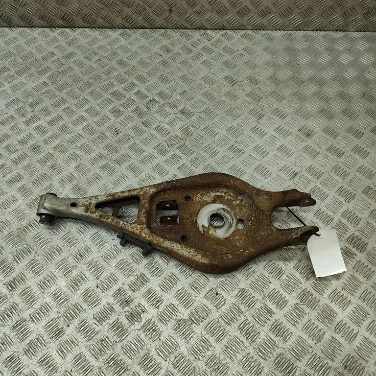 Rear upper control arm/wishbone 6786708