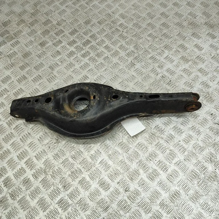 Rear upper control arm/wishbone KD3528300