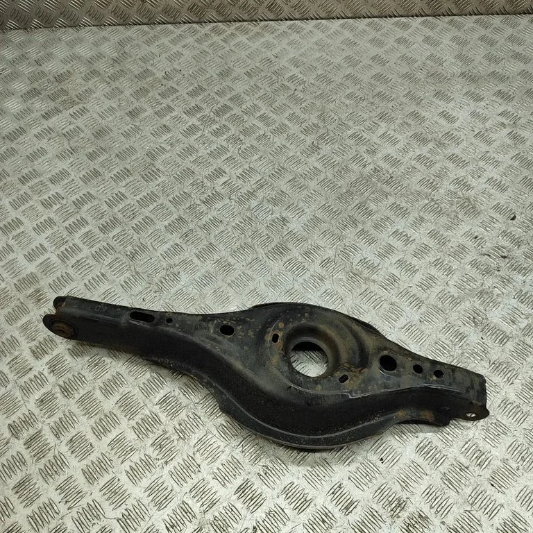 Rear upper control arm/wishbone KD3528350