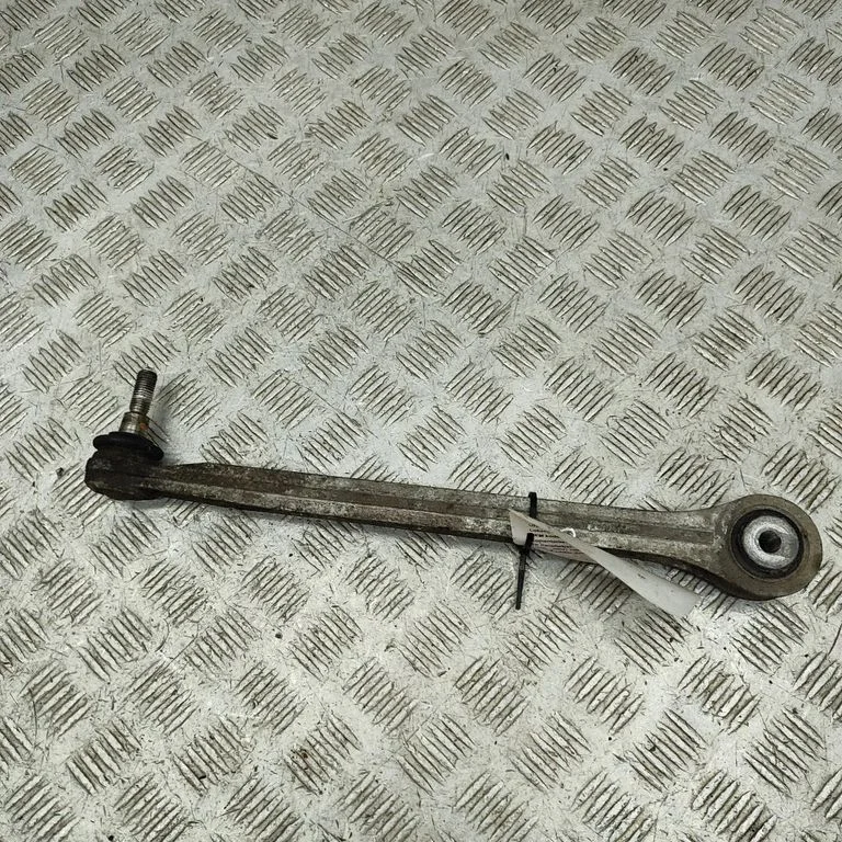 Aizmugurējā svira (dakša) 99633124506