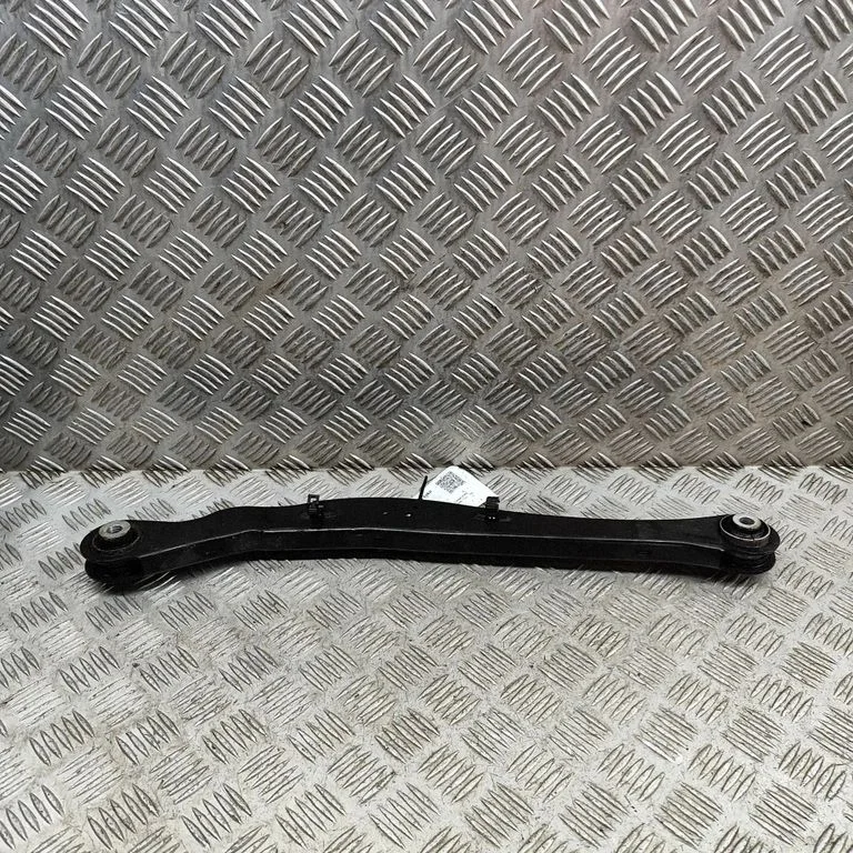 Tagumine ülemine õõtshoob 7915358