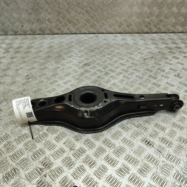 Aizmugurējā svira (dakša) 48730F4010